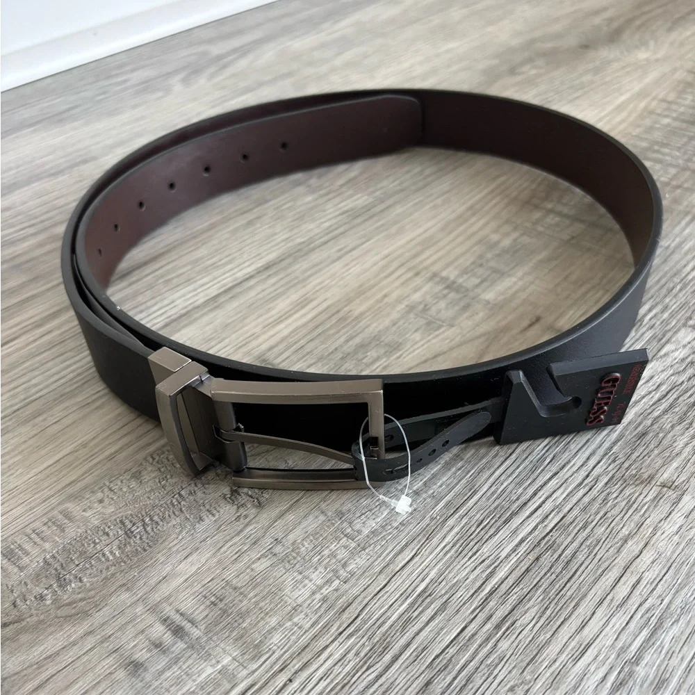 Guess Reversible Black/Brown Synthetic Leather Belt XL 42-44 NWT